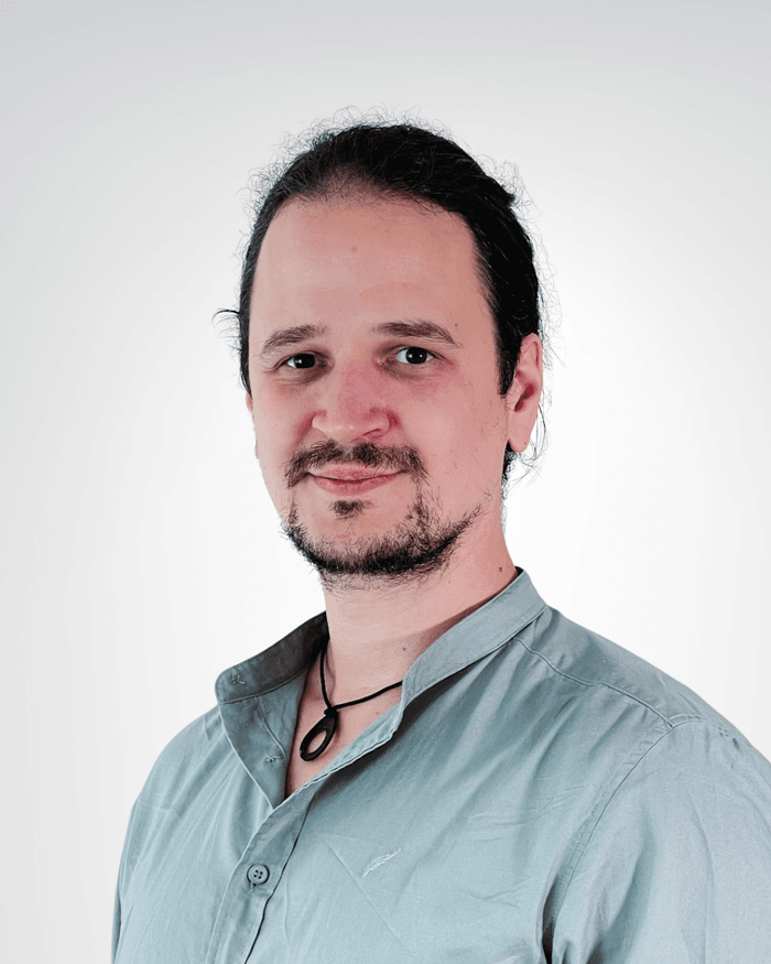 Portrét — Mgr. Ing. Kristián Šrám, Ph.D.